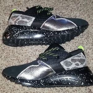 Steve Madden Women Sneakers